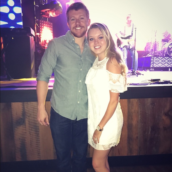 Meet your Posher, Clarissa - Picture 1 of 1